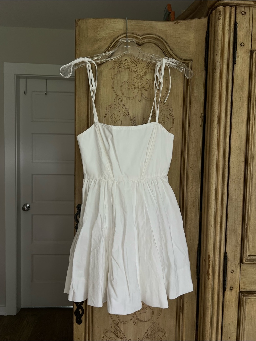 OAK + FORT White Tie-Shoulder Mini Dress